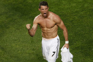 cristiano-ronaldo-mangia-baccalà
